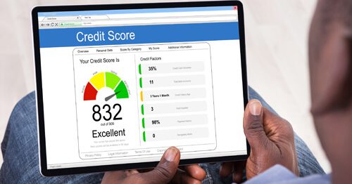 Screen reflecting an excellent credit score of 832